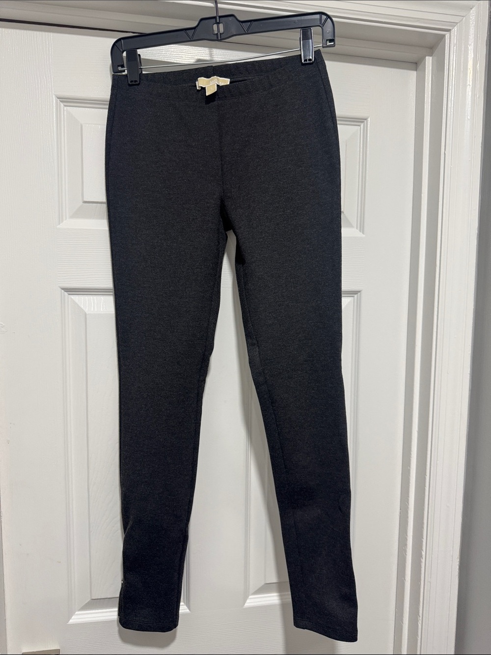 Michael Kors Dark Gray Knit Leggings with Zipper Ankle
